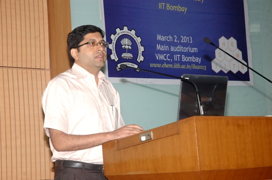 Prof. Santosh Gharpure delivering the vote of thanks at IHS2013