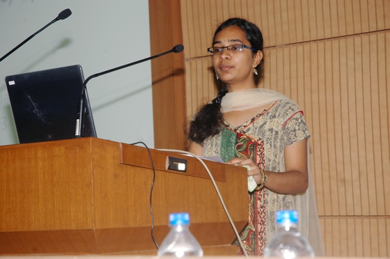 chairperson Ms. Sreevani welcoming the alumnus speaker Dr. Nagesh Palepu