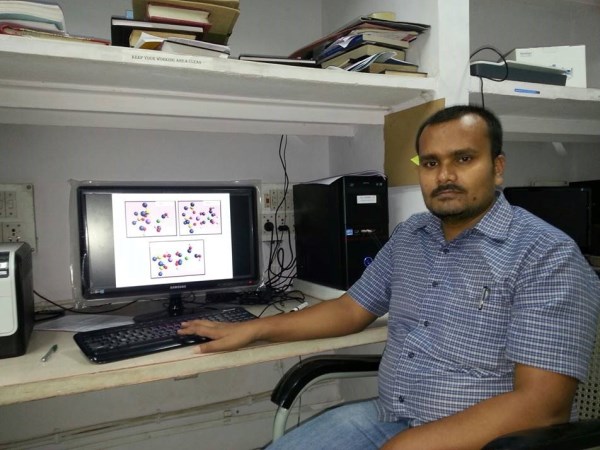 Mayank displaying the solvation structure of ion pair